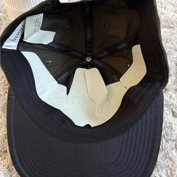 🆕 Vuori Performance Cord Hat - Picture 5 of 7